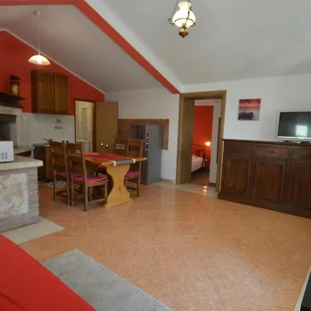 Ferienwohnung Mit Terrasse Fuer Vier Personen * Bale